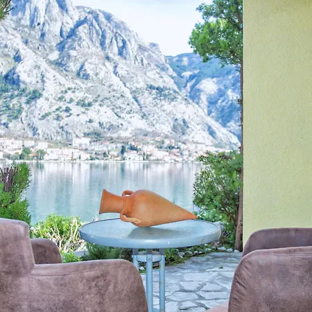 Apartments Bella Vista Kotor Room photo